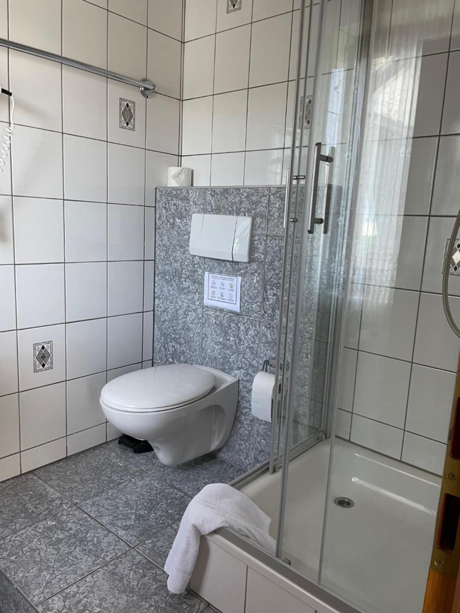 זיגן Hotel Schaefer מראה חיצוני תמונה