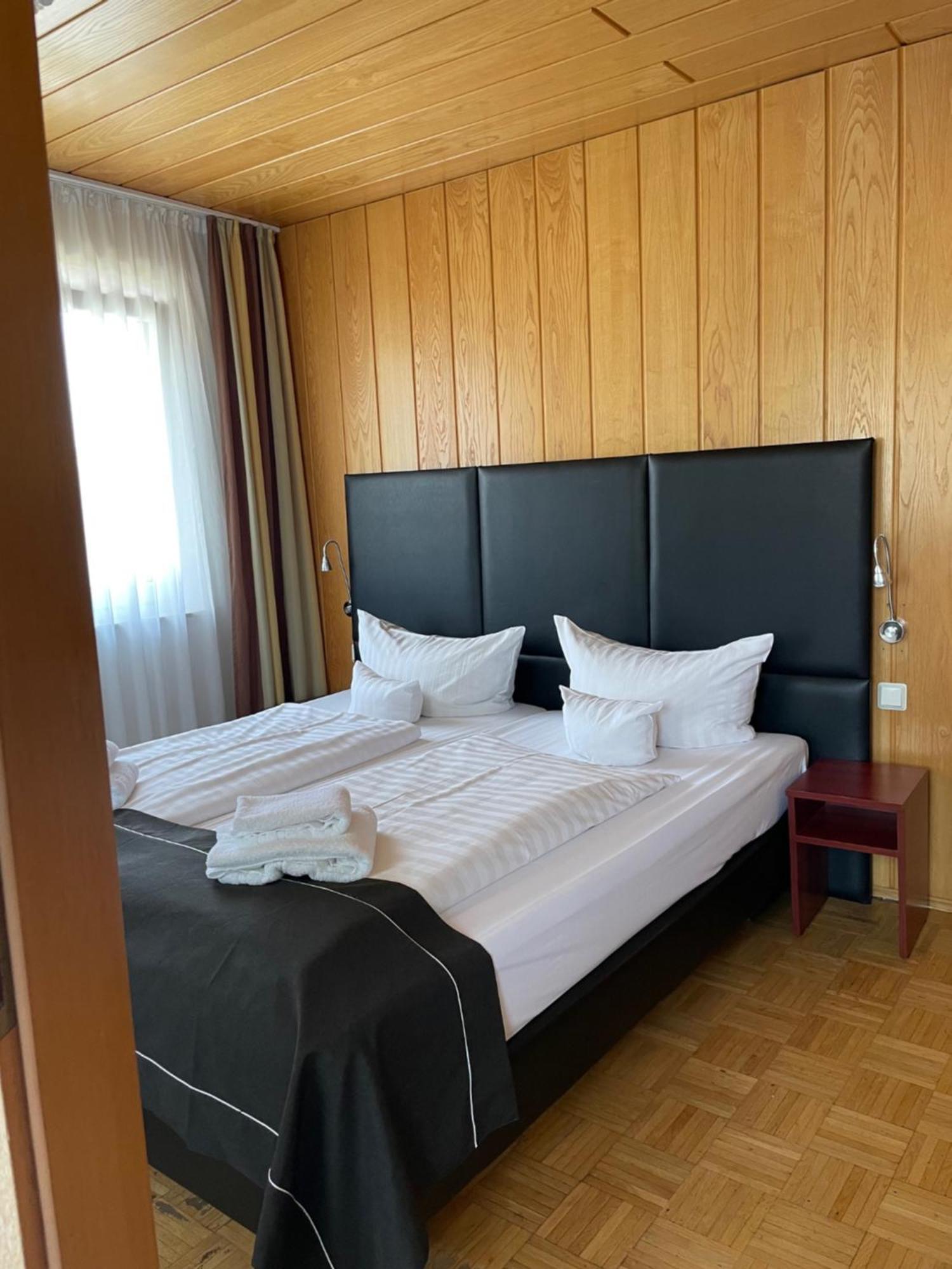 זיגן Hotel Schaefer מראה חיצוני תמונה